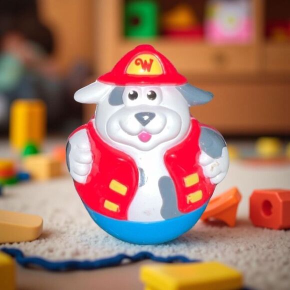 2003 Hasbro Playskool Weebles Fire Fighter Dog Action Figure Toy B5 - Picture 1 of 4